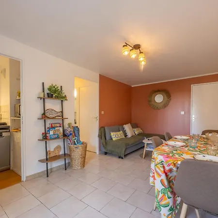 Apartamento The Marine With Terrace & Garden - Welkeys *